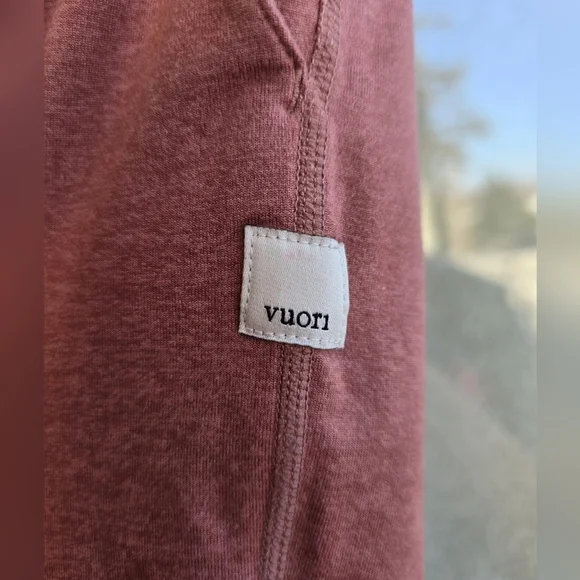 Vuori Women Joggers in Burgundy - Picture 3 of 7